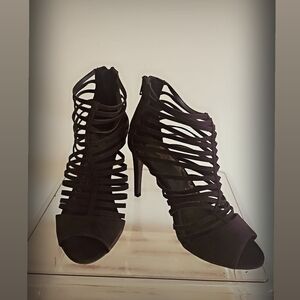 Trashy Diva Black Strappy Heels
